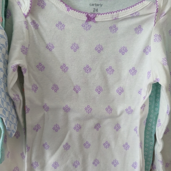 Carter's Long Sleeve 4 piece body suits 24 months - Picture 3 of 7